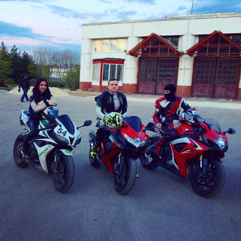 siyamore_ instagram image archive image