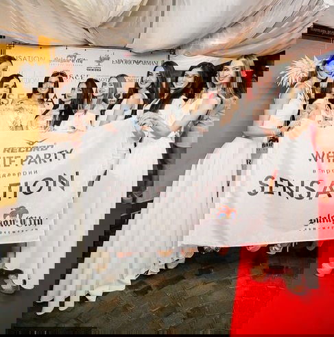 siyamore_ instagram image archive image