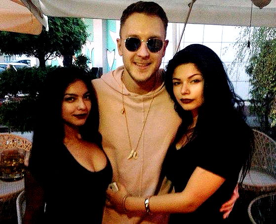 siyamore_ image ~ Altpins