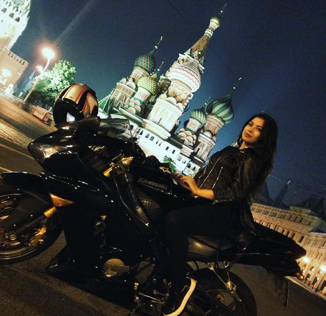 siyamore_ instagram image archive image