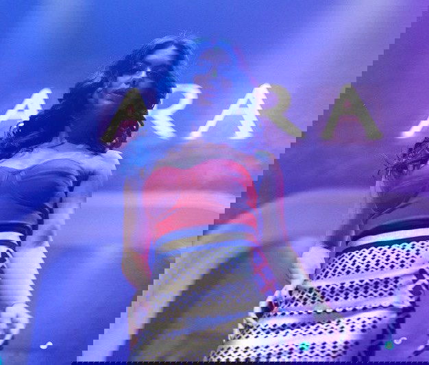 siyamore_ instagram image archive image