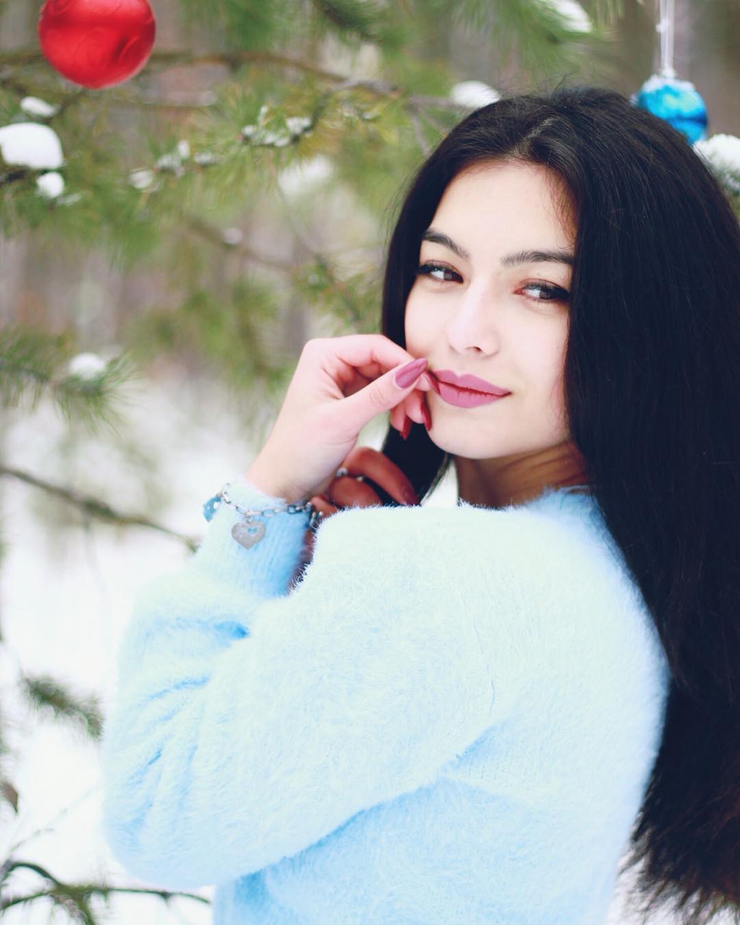 siyamore_ instagram image archive image