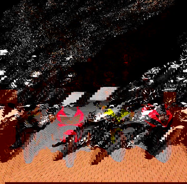 siyamore_ image ~ Altpins