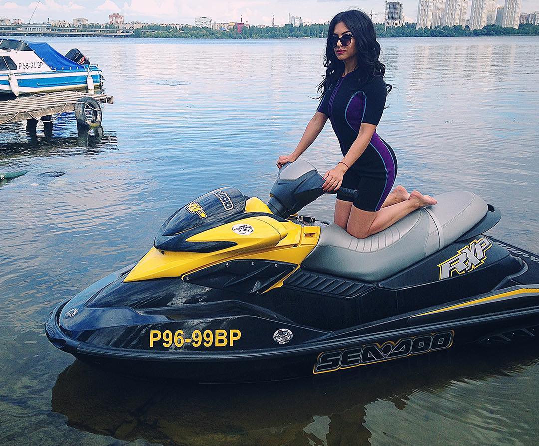 siyamore_ instagram image archive image