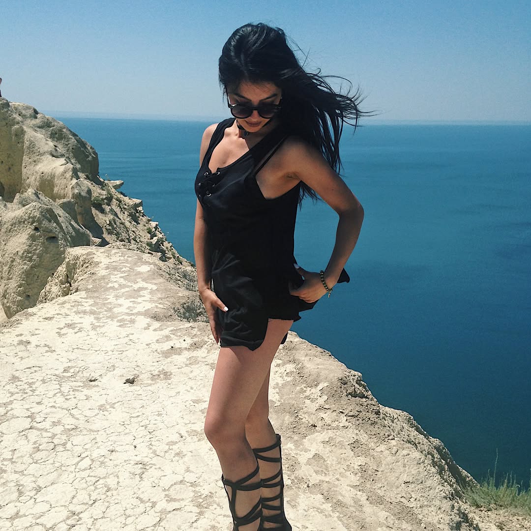 siyamore_ instagram image archive image