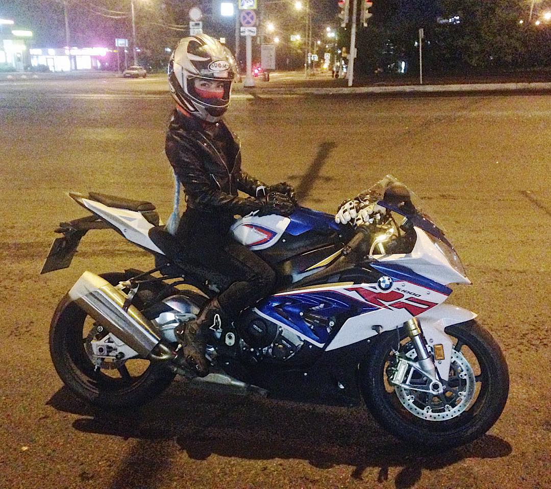 siyamore_ instagram image archive image