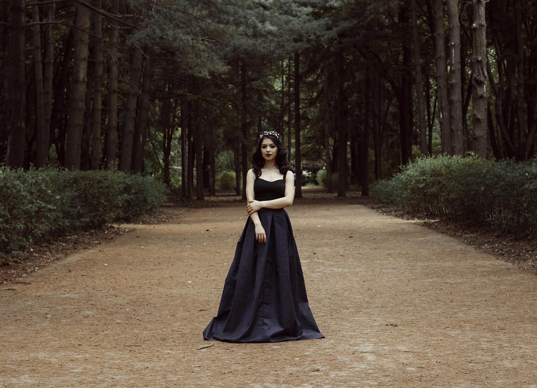 siyamore_ instagram image archive image