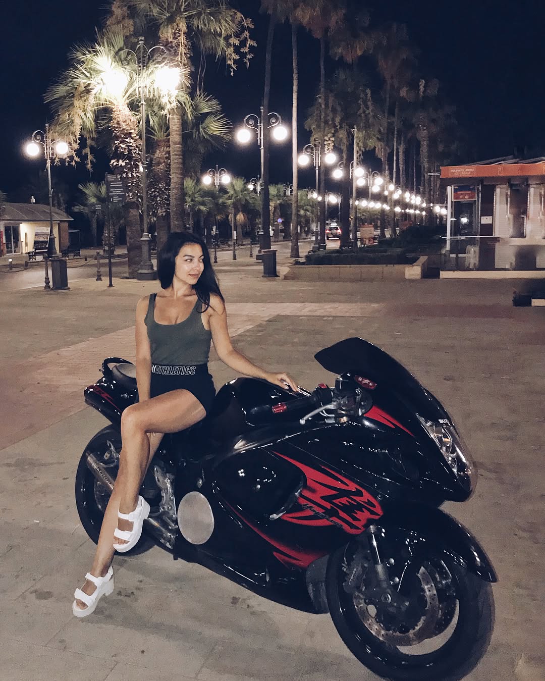 siyamore_ instagram image archive image