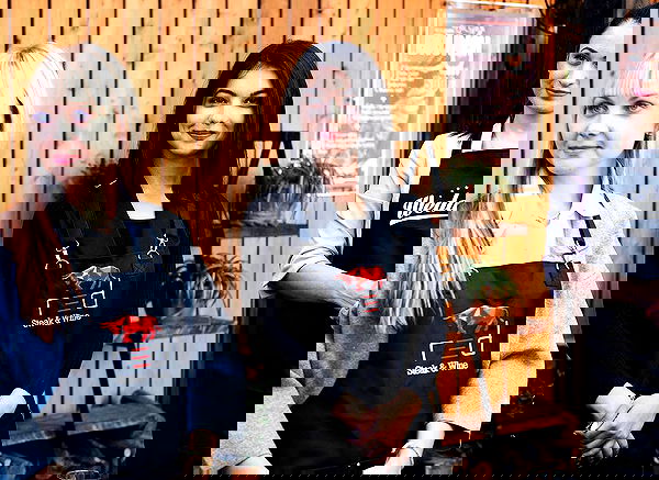 siyamore_ image ~ Altpins