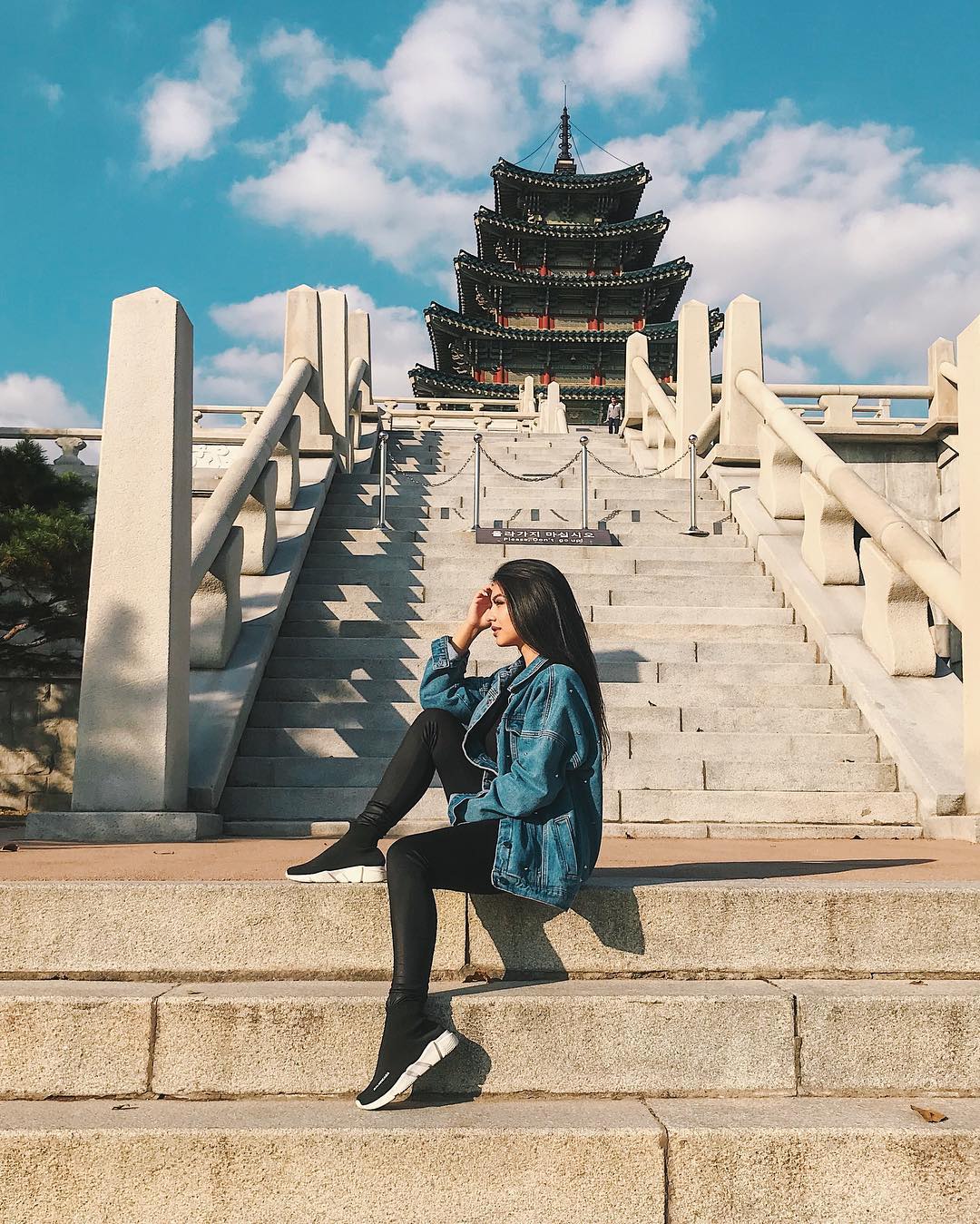 siyamore_ instagram image archive image