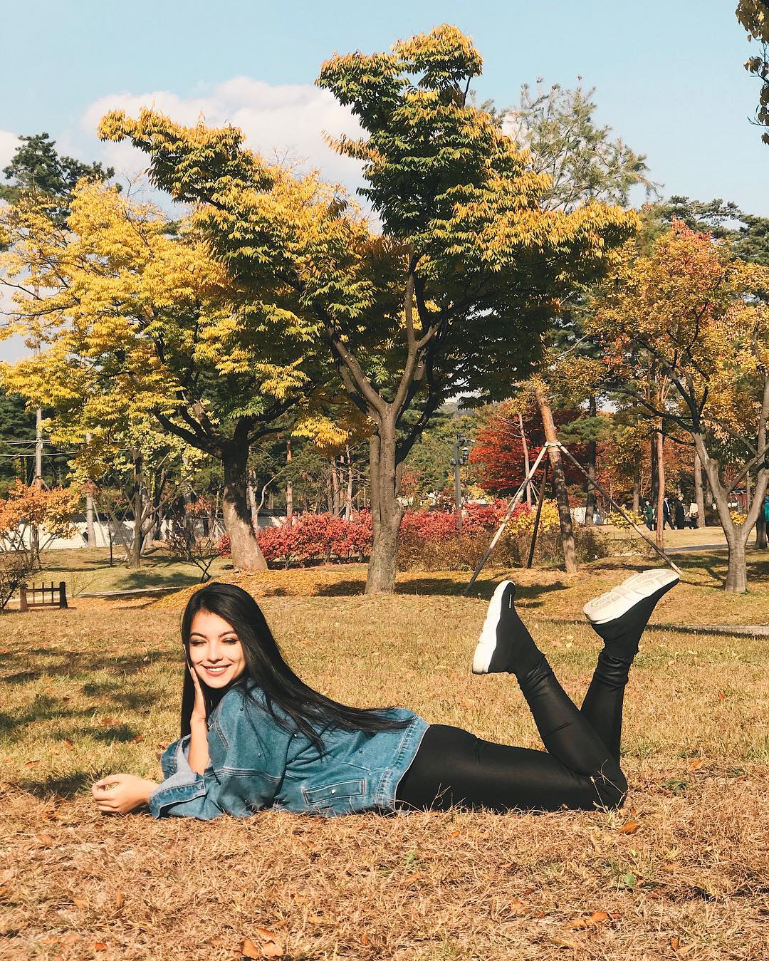 siyamore_ instagram image archive image