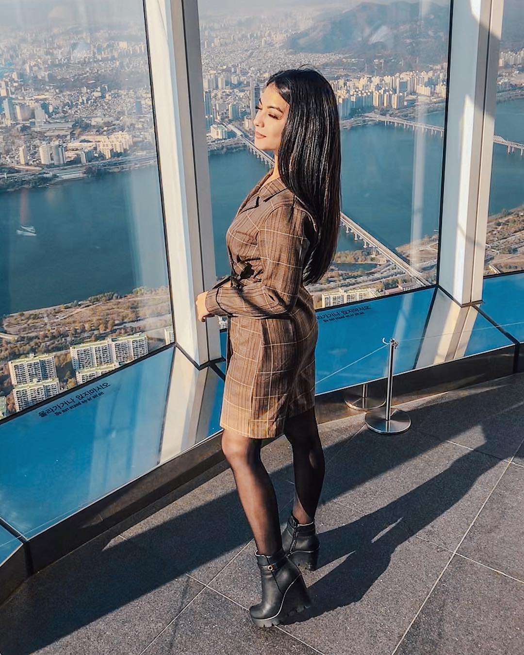 siyamore_ instagram image archive image