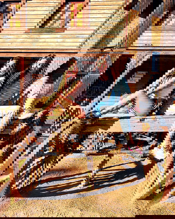 siyamore_ image ~ Altpins