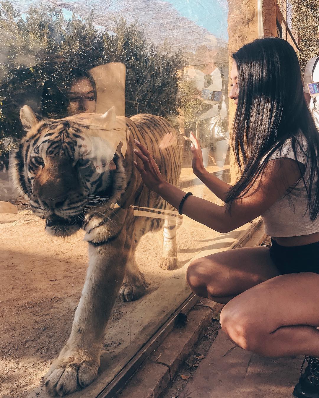 siyamore_ instagram image archive image