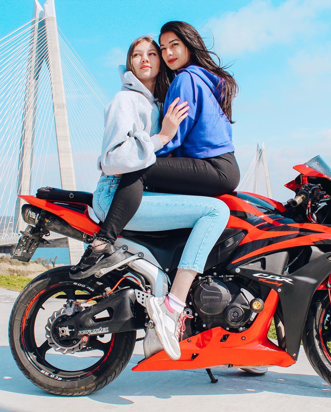 siyamore_ instagram image archive image