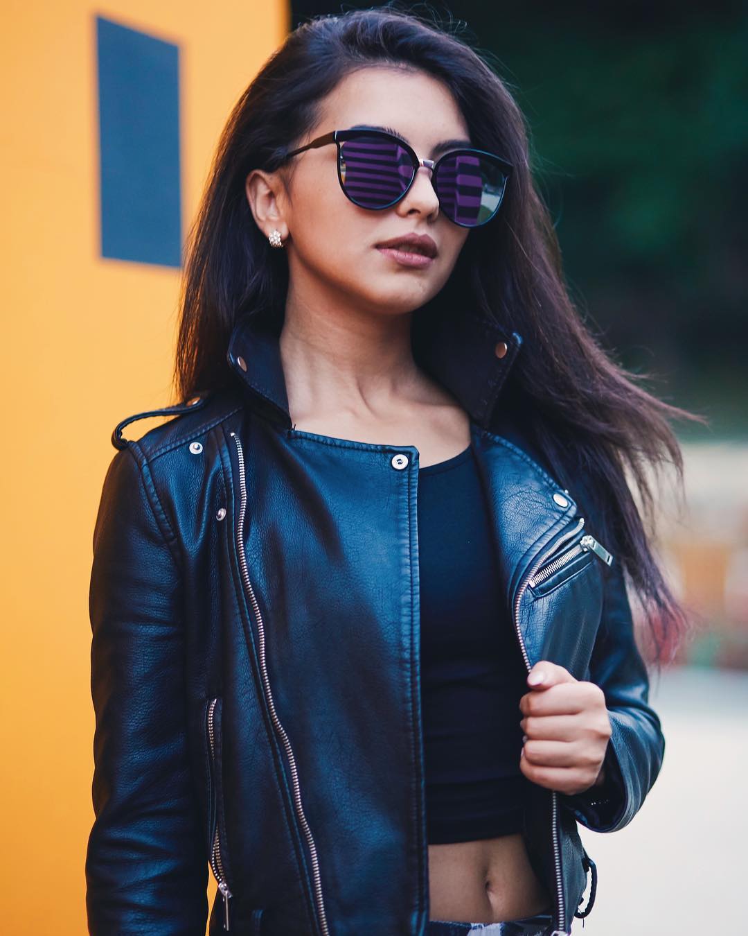 siyamore_ instagram image archive image