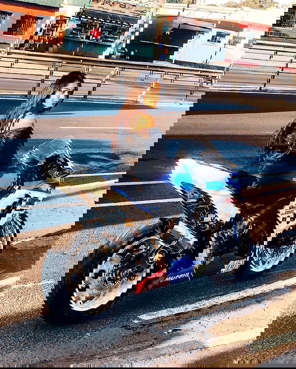 siyamore_ image ~ Altpins