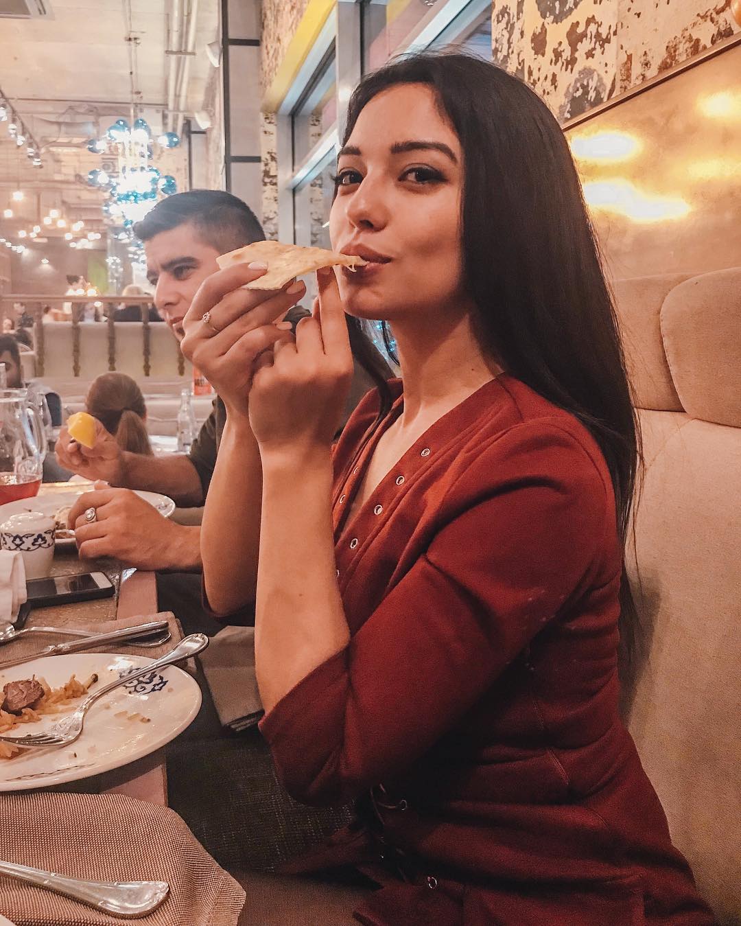 siyamore_ instagram image archive image