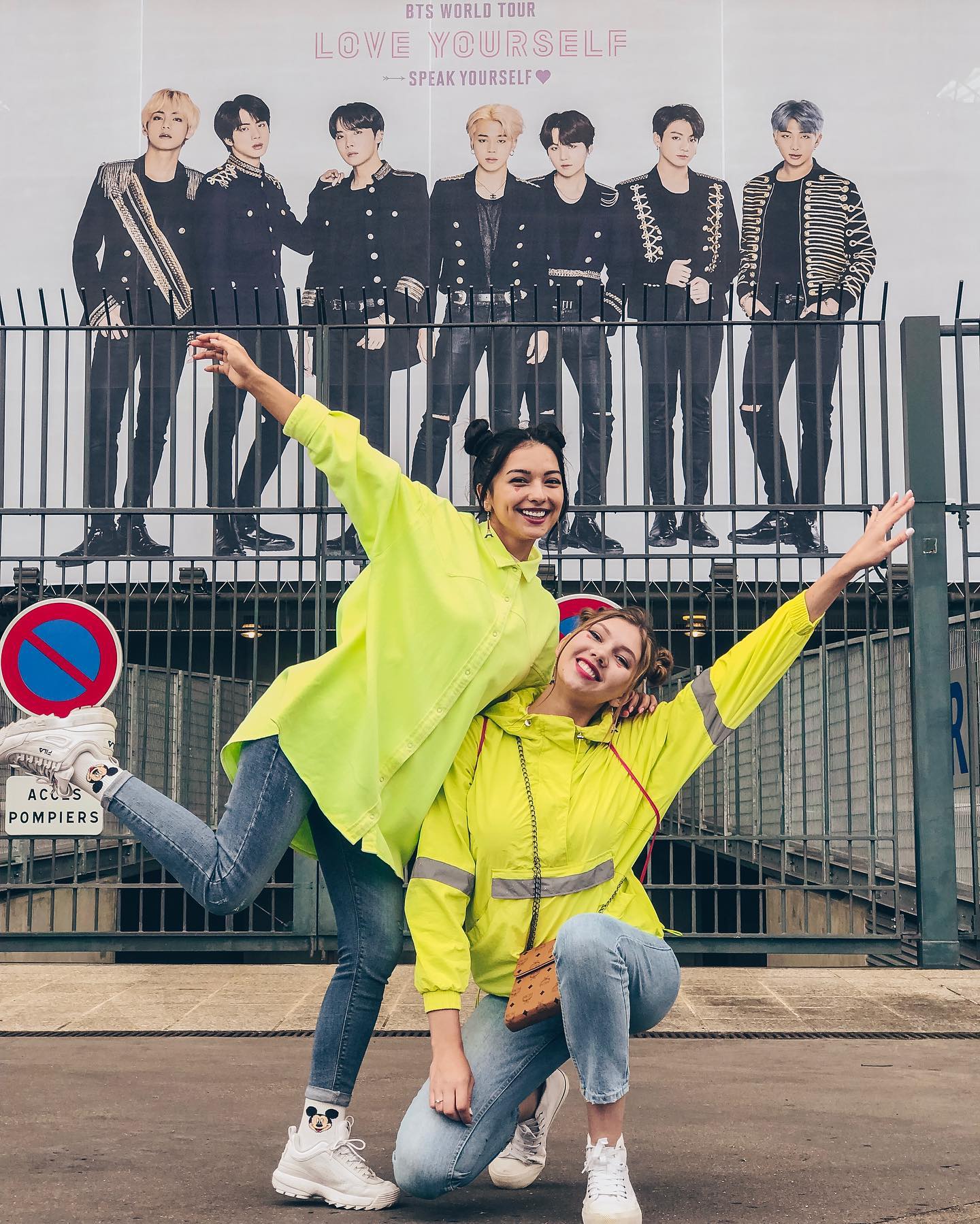 siyamore_ instagram image archive image