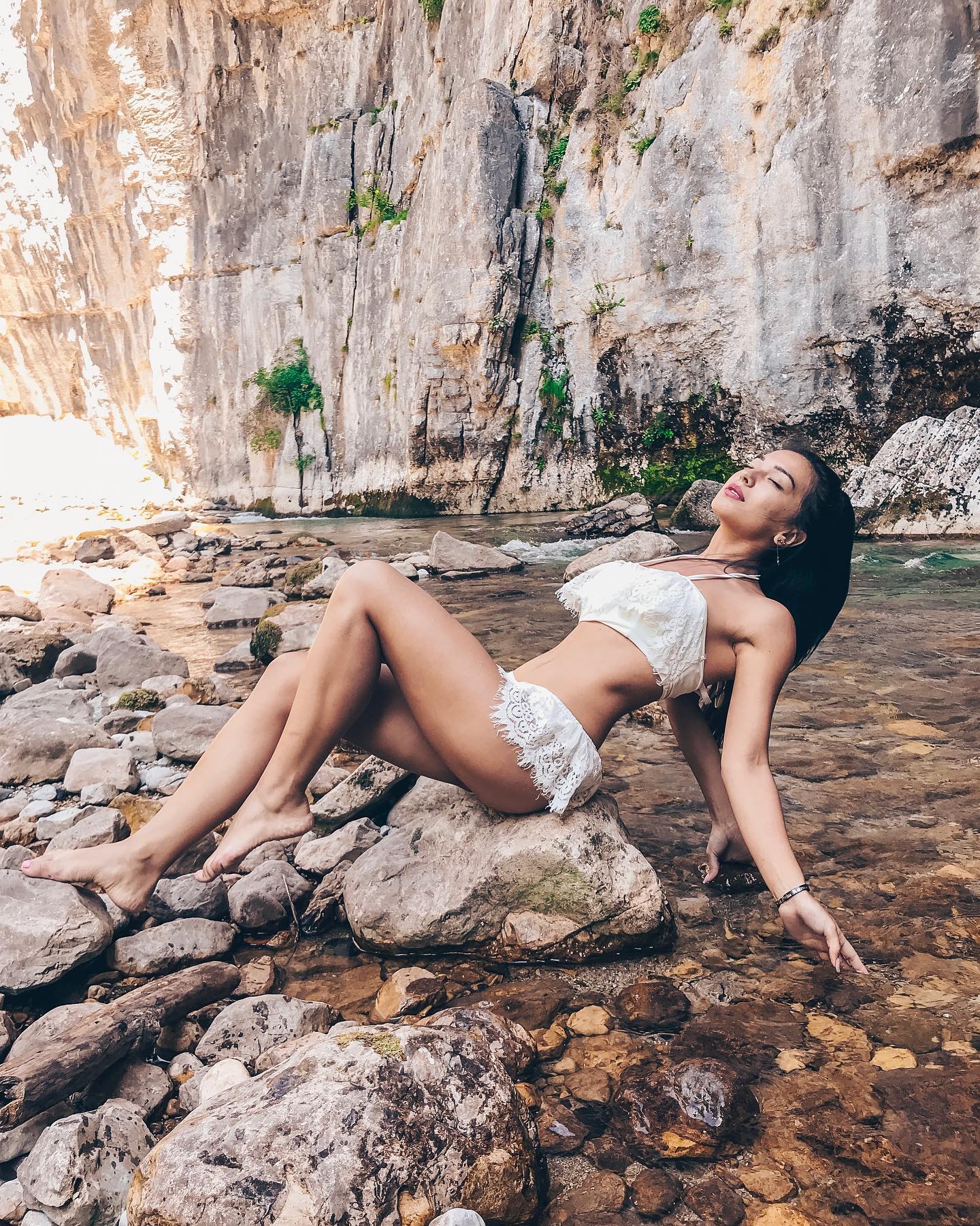 siyamore_ instagram image archive image