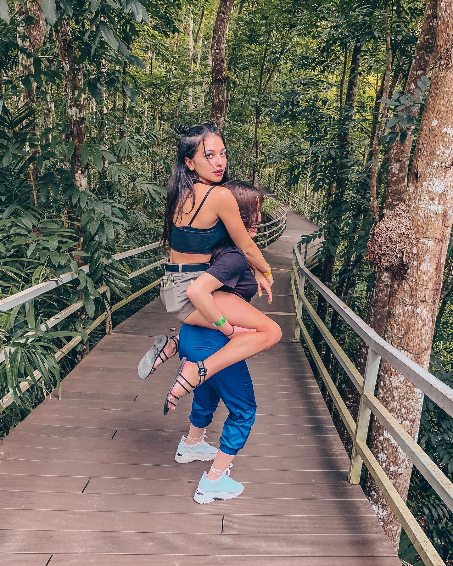 siyamore_ instagram image archive image