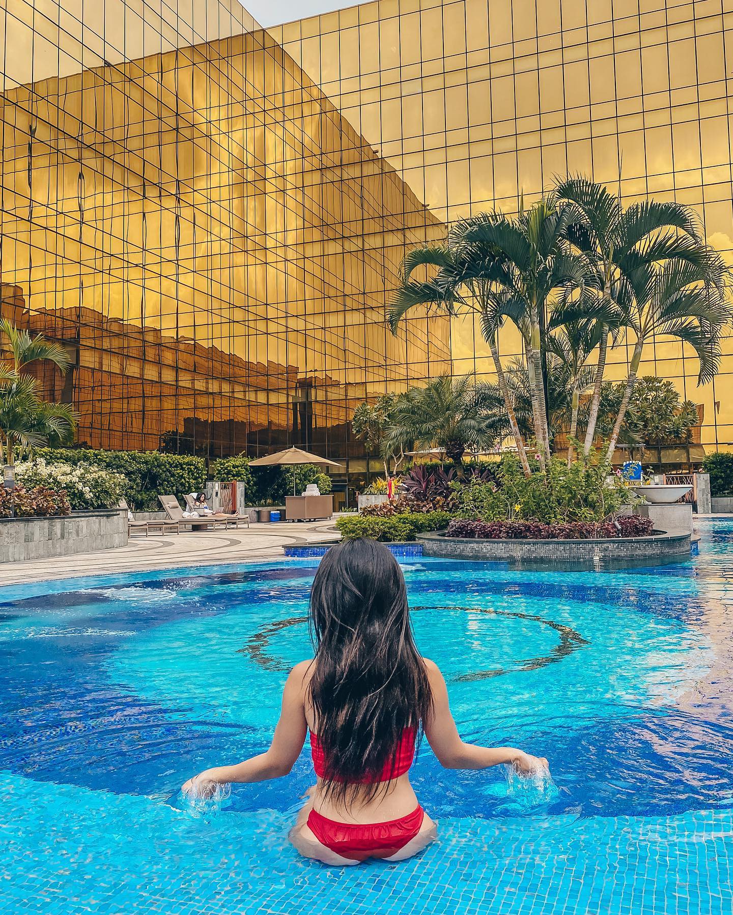 siyamore_ instagram image archive image