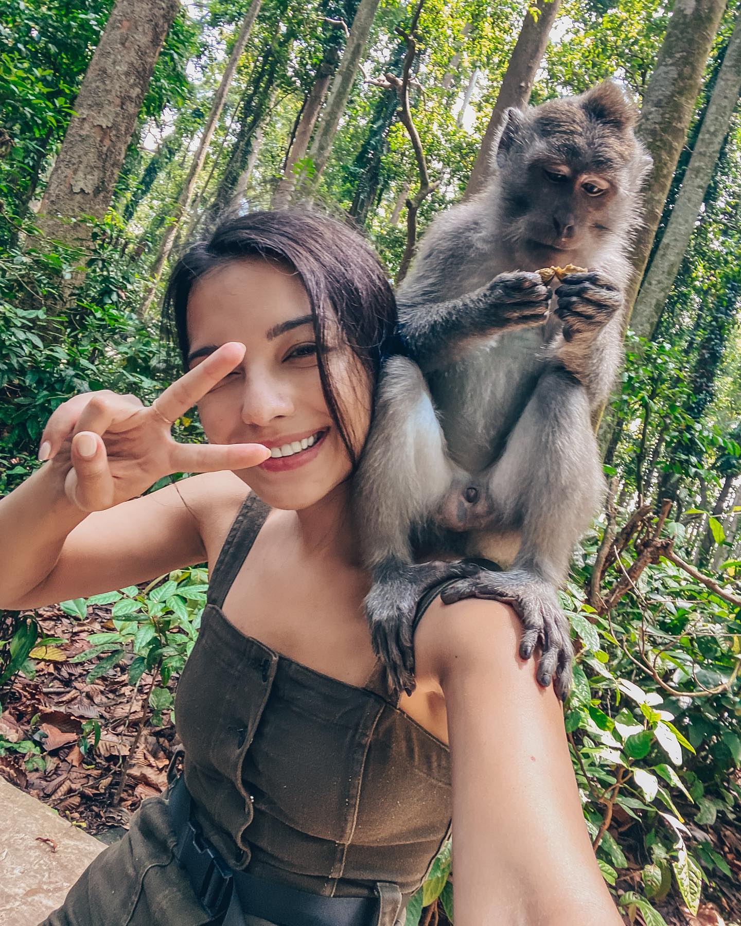 siyamore_ instagram image archive image