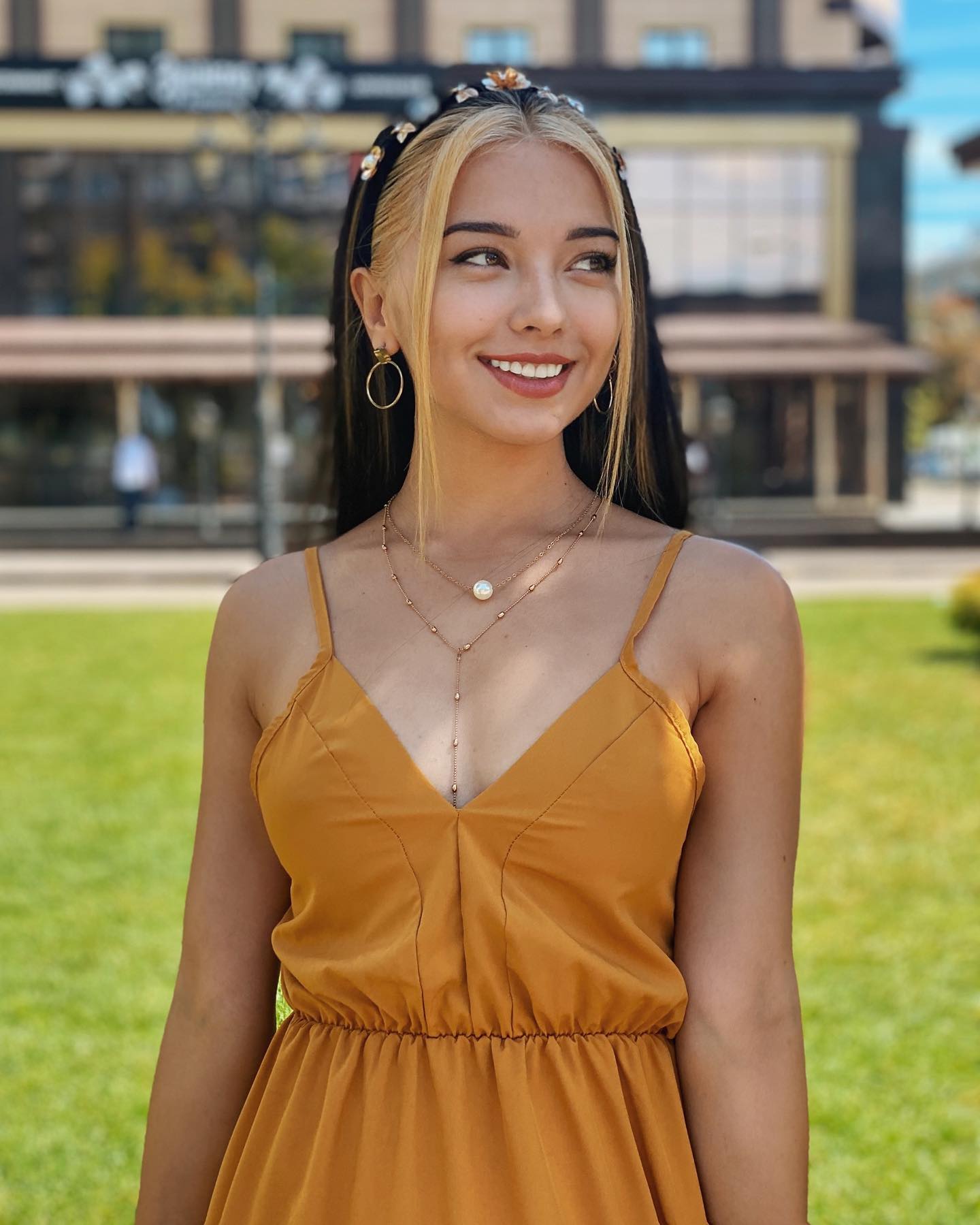 siyamore_ instagram image archive image