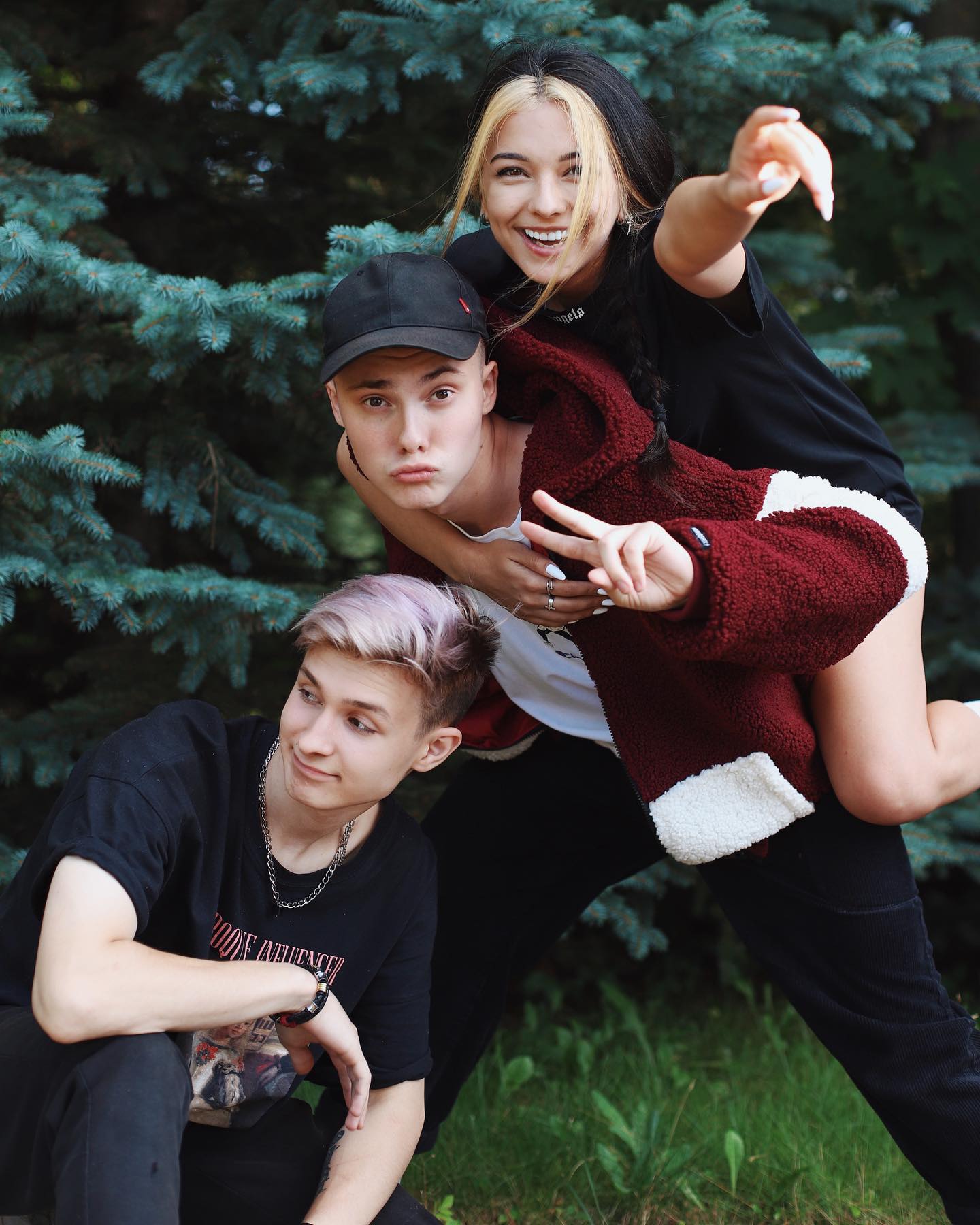 siyamore_ instagram image archive image