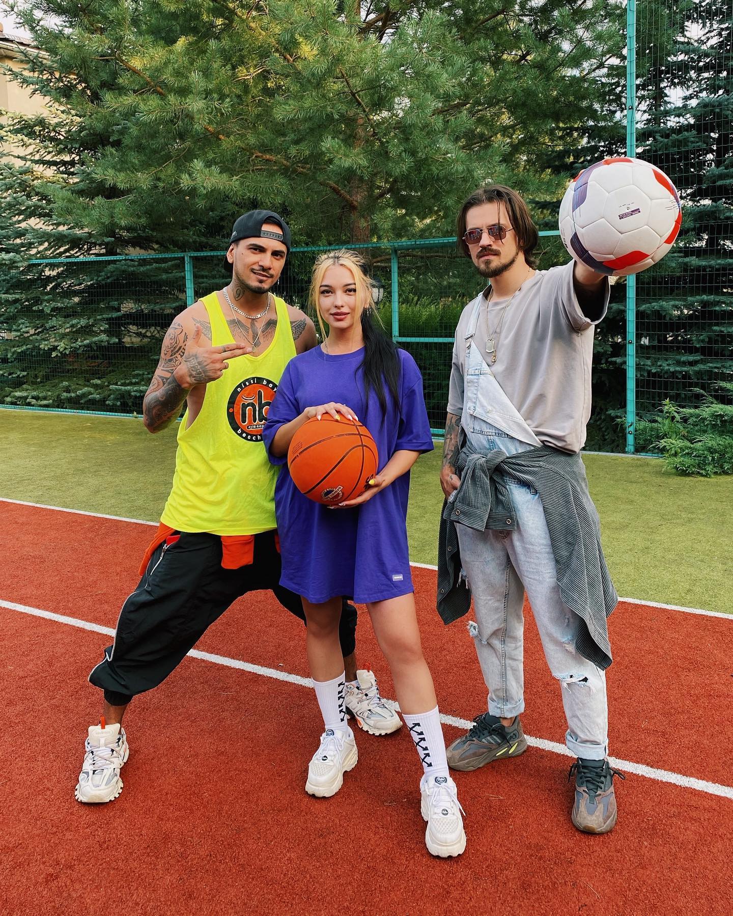 siyamore_ instagram image archive image