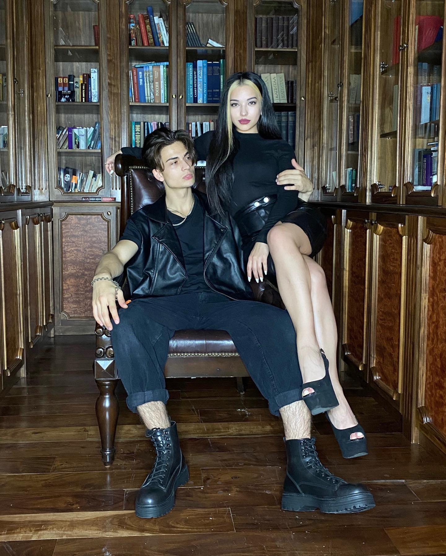 siyamore_ instagram image archive image