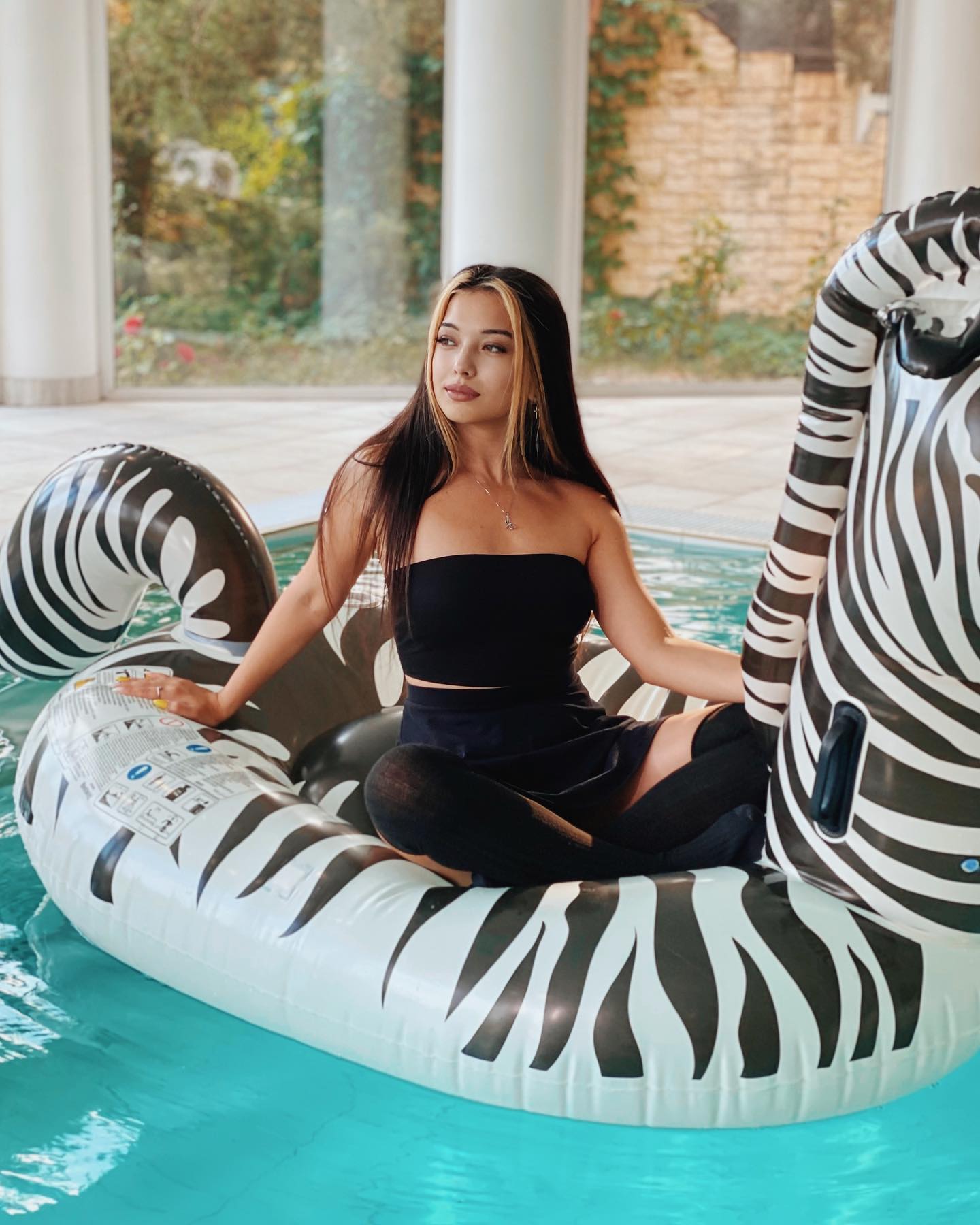 siyamore_ instagram image archive image