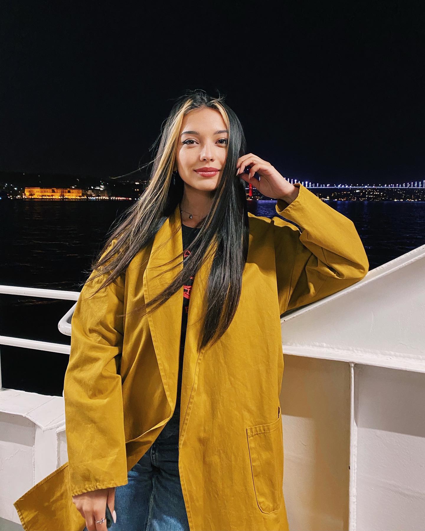 siyamore_ instagram image archive image