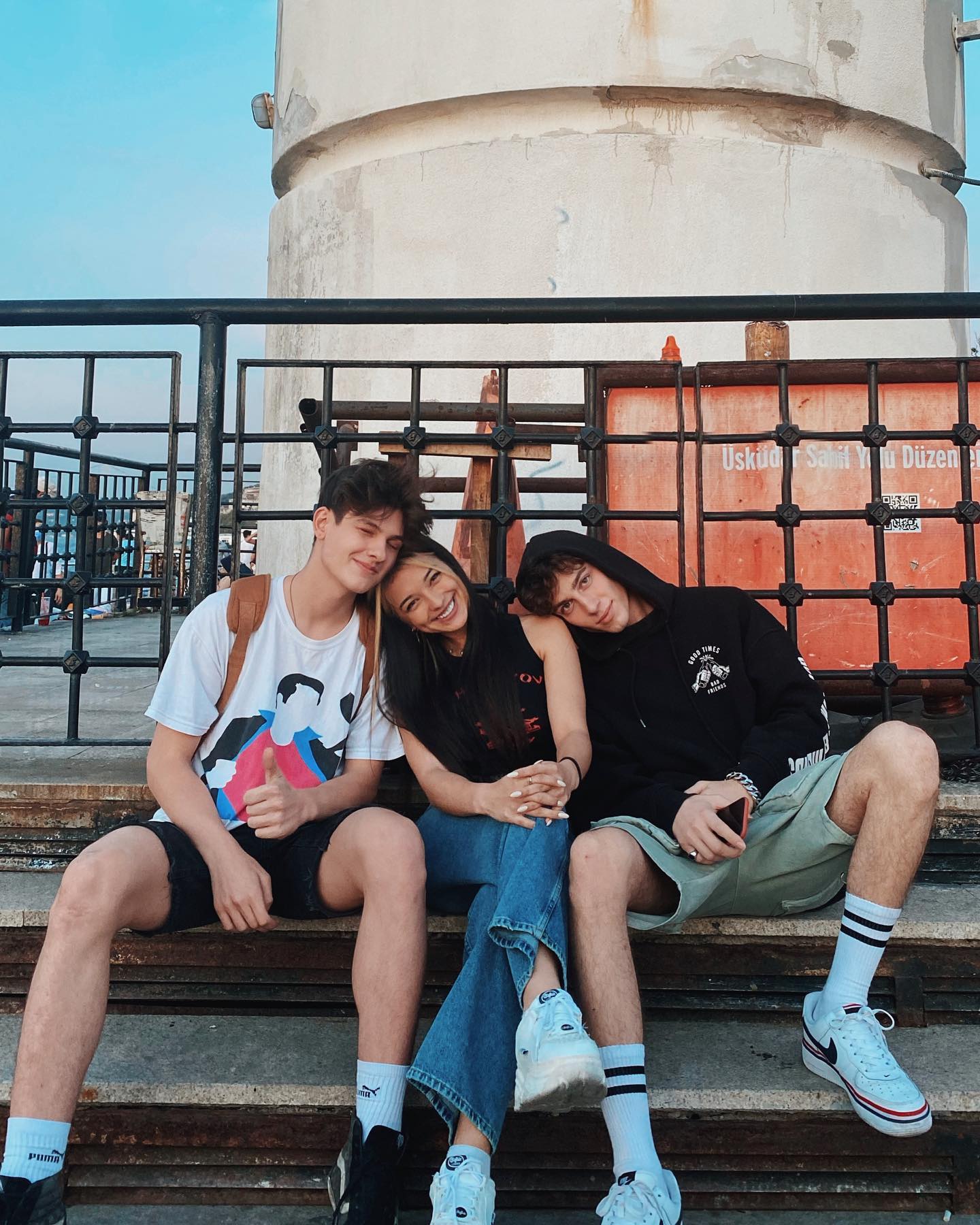 siyamore_ instagram image archive image