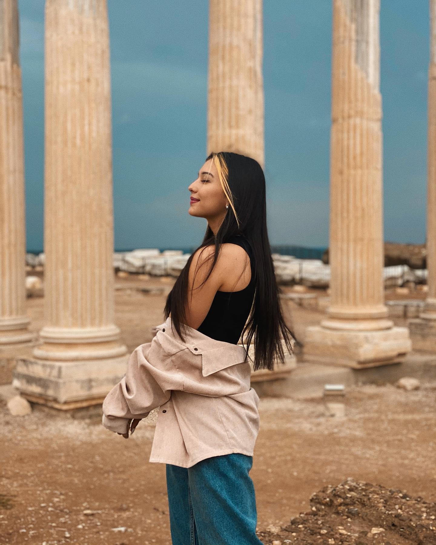 siyamore_ instagram image archive image