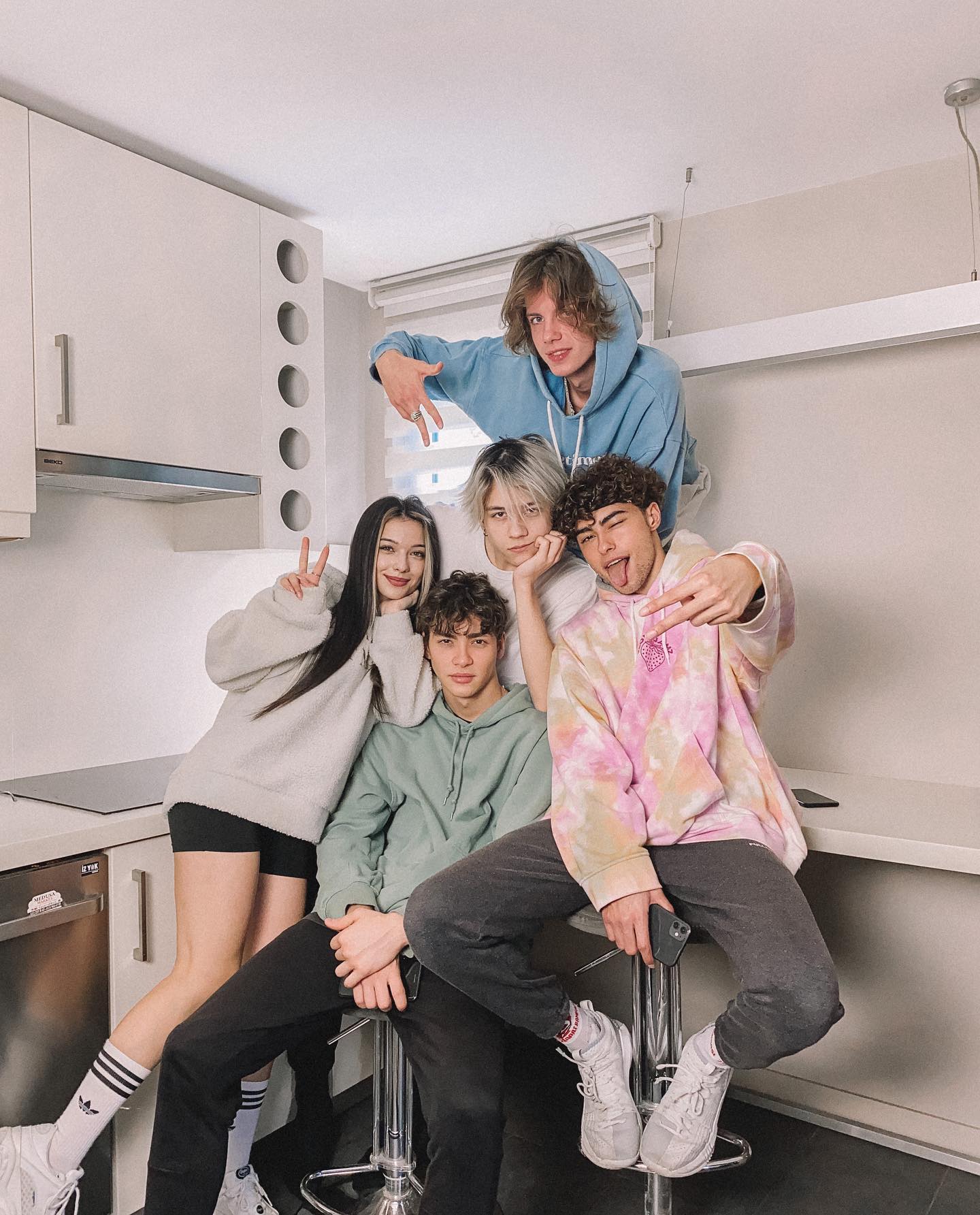 siyamore_ instagram image archive image