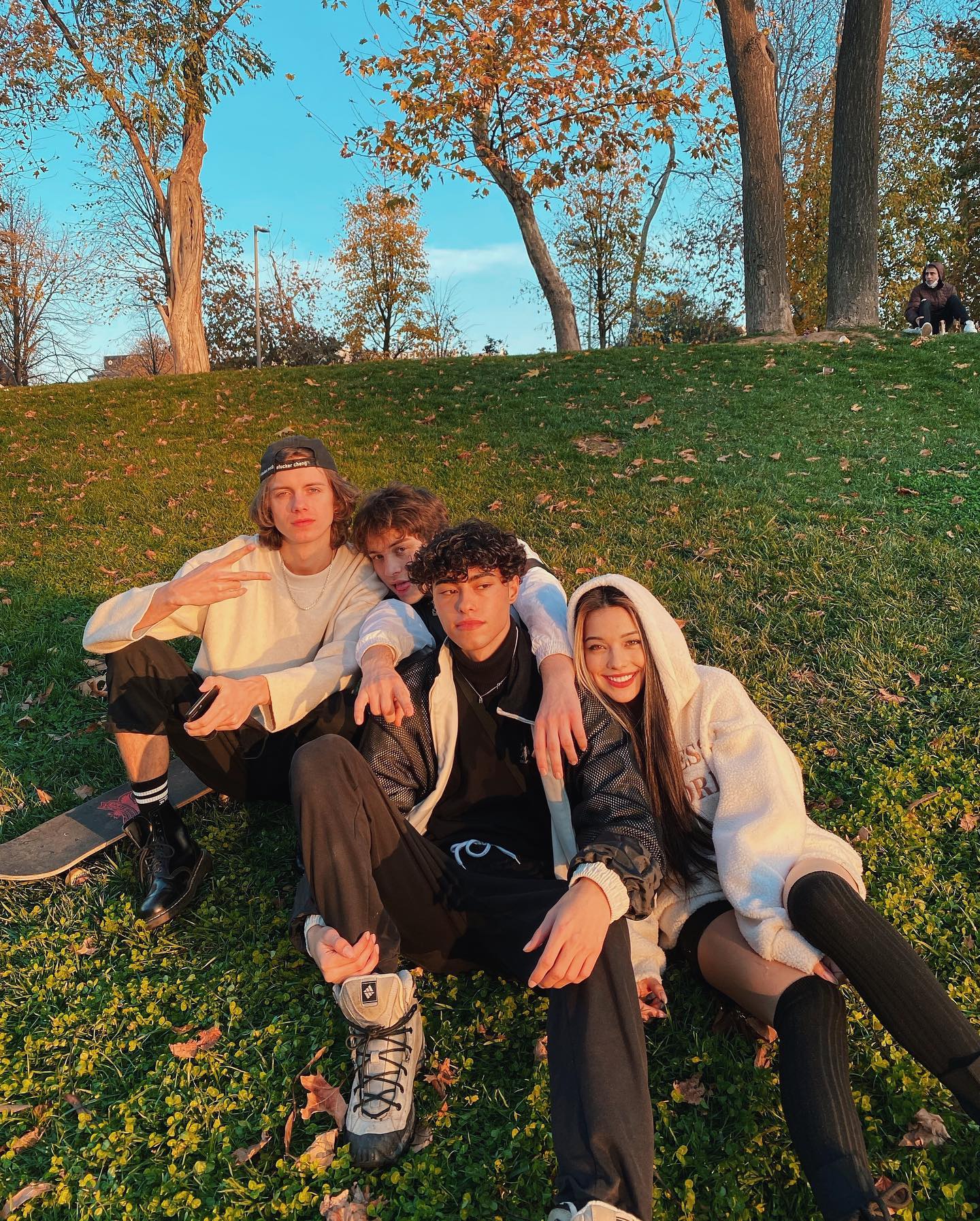 siyamore_ instagram image archive image