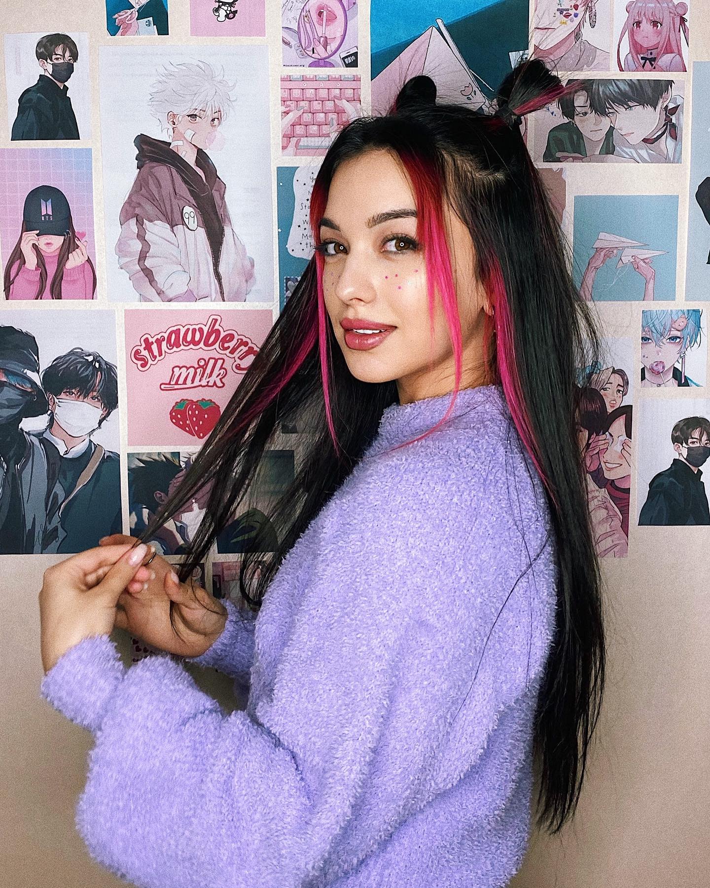 siyamore_ instagram image archive image