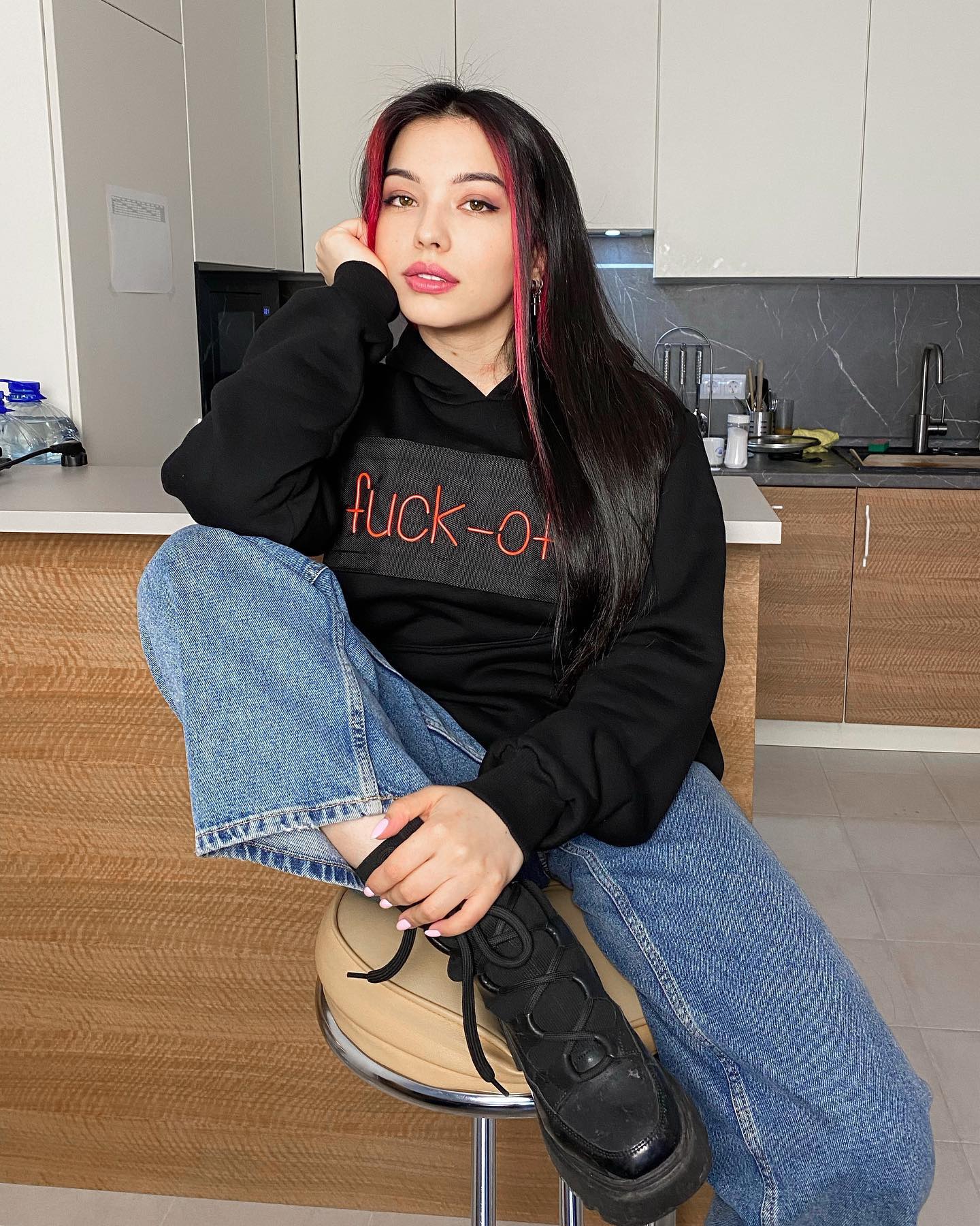 siyamore_ instagram image archive image