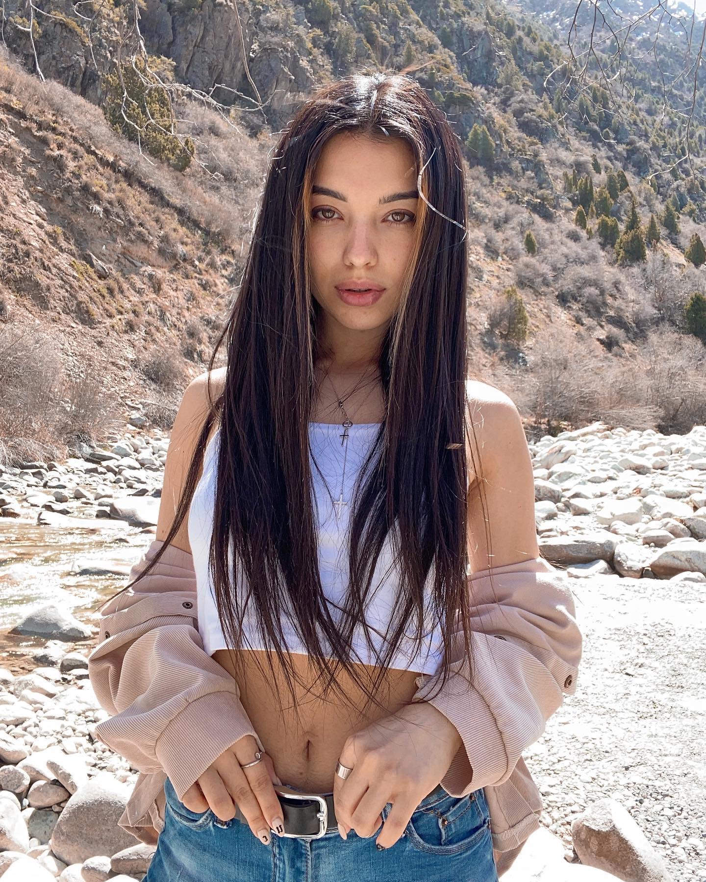 siyamore_ instagram image archive image