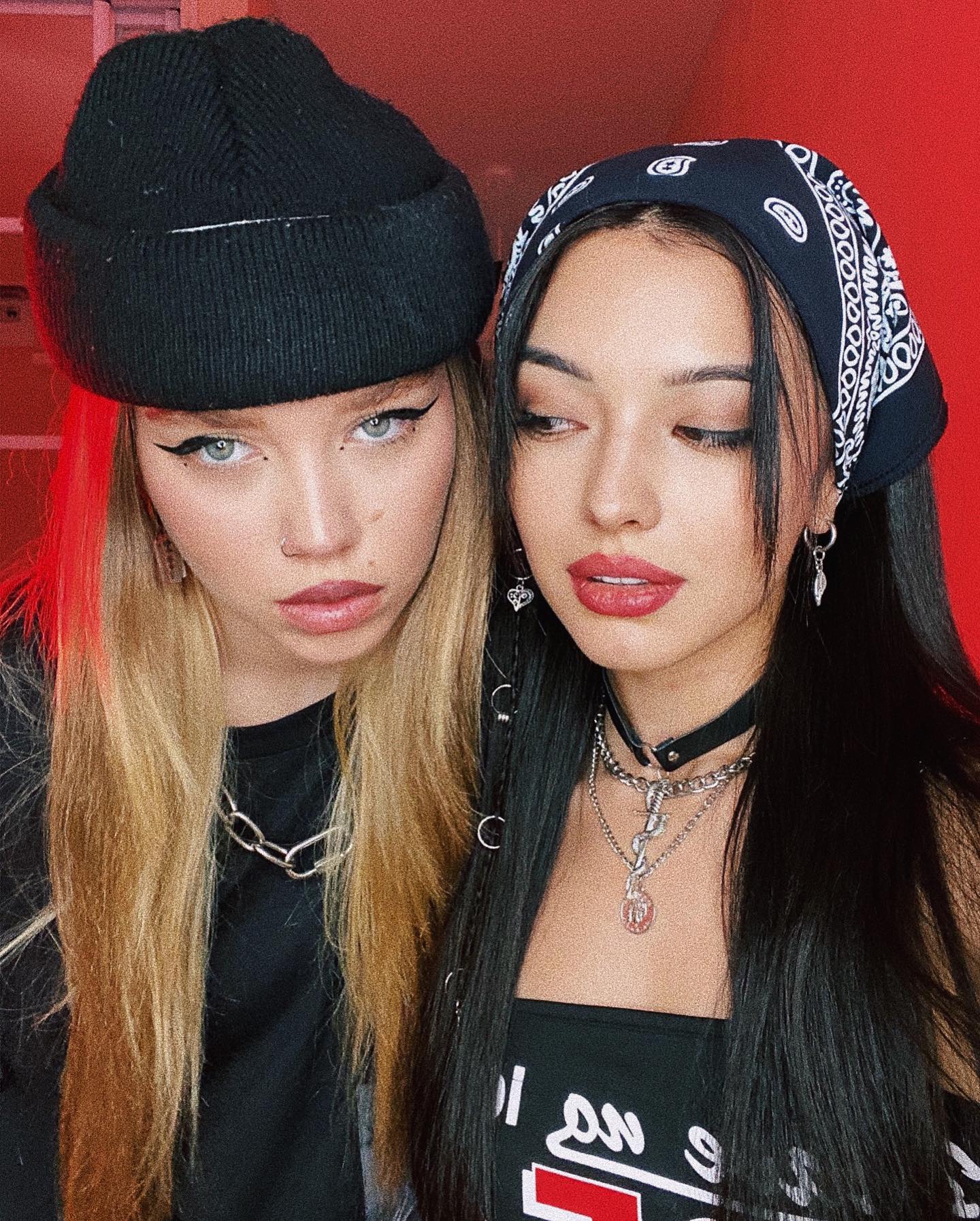 siyamore_ instagram image archive image