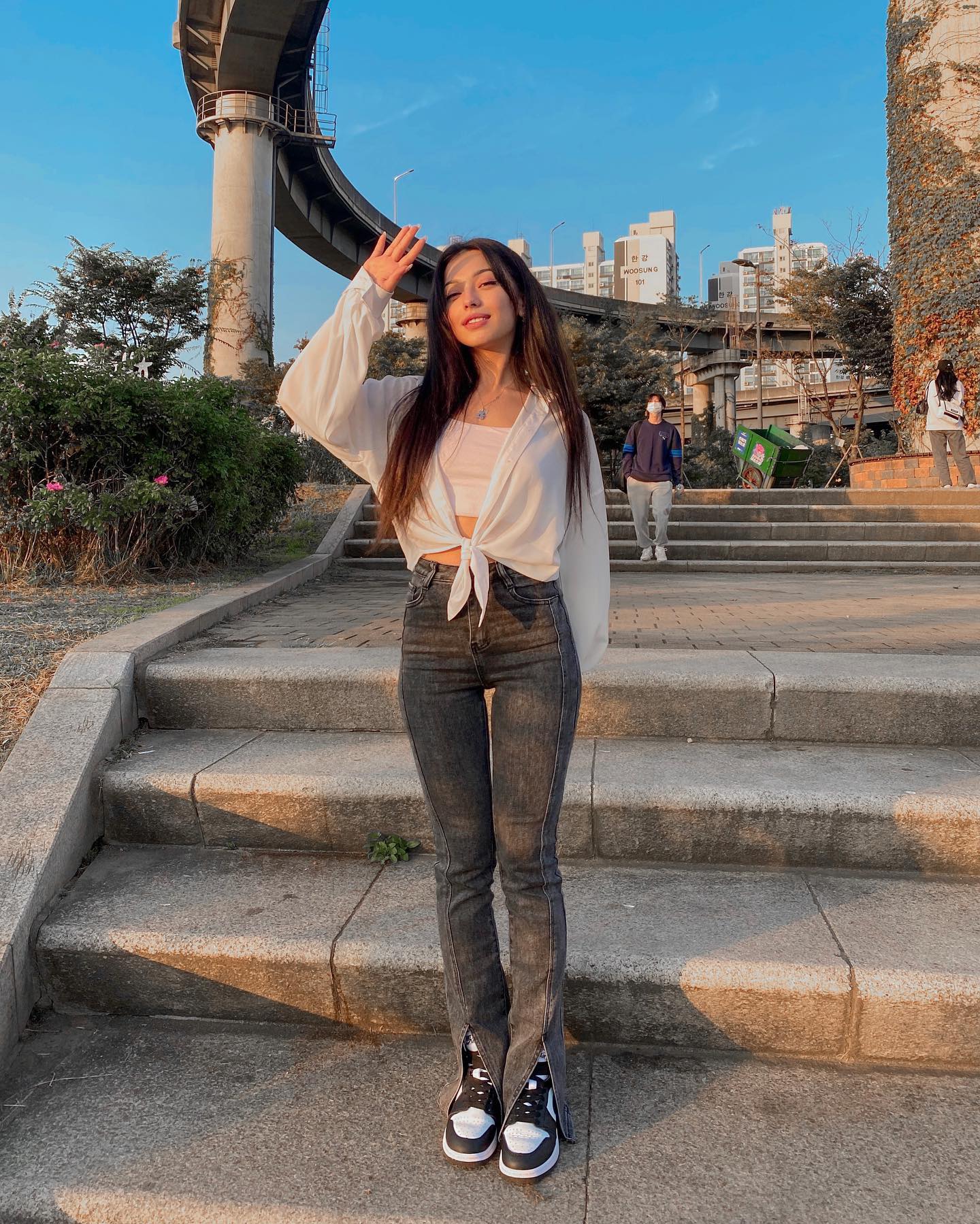 siyamore_ instagram image archive image