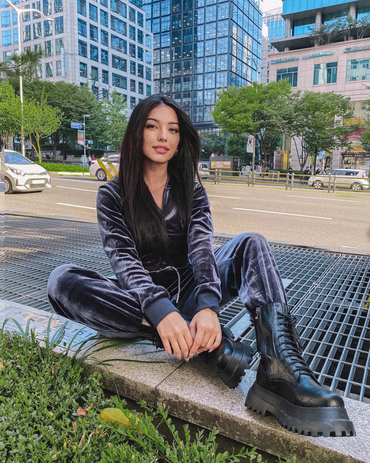 siyamore_ instagram image archive image