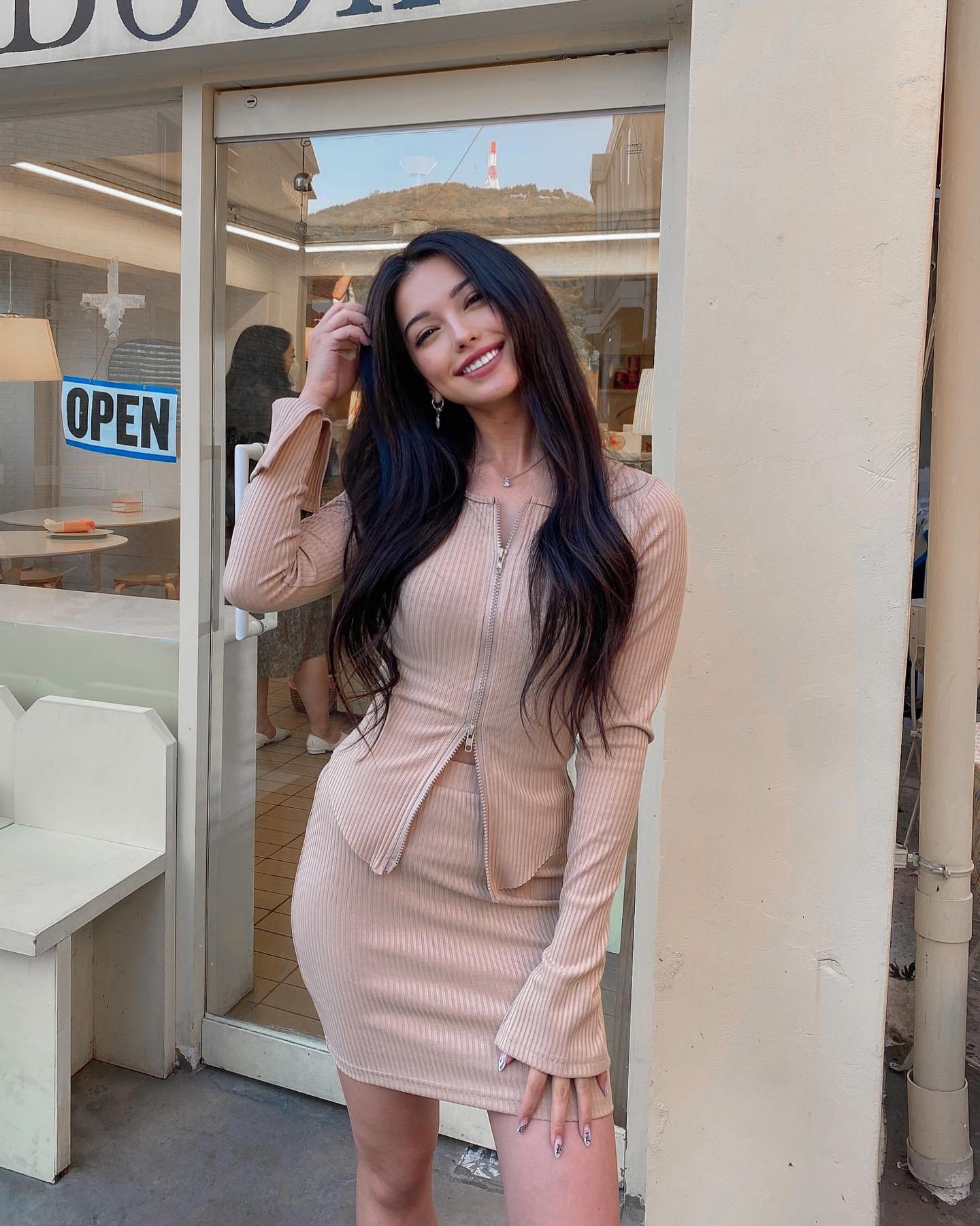 siyamore_ instagram image archive image