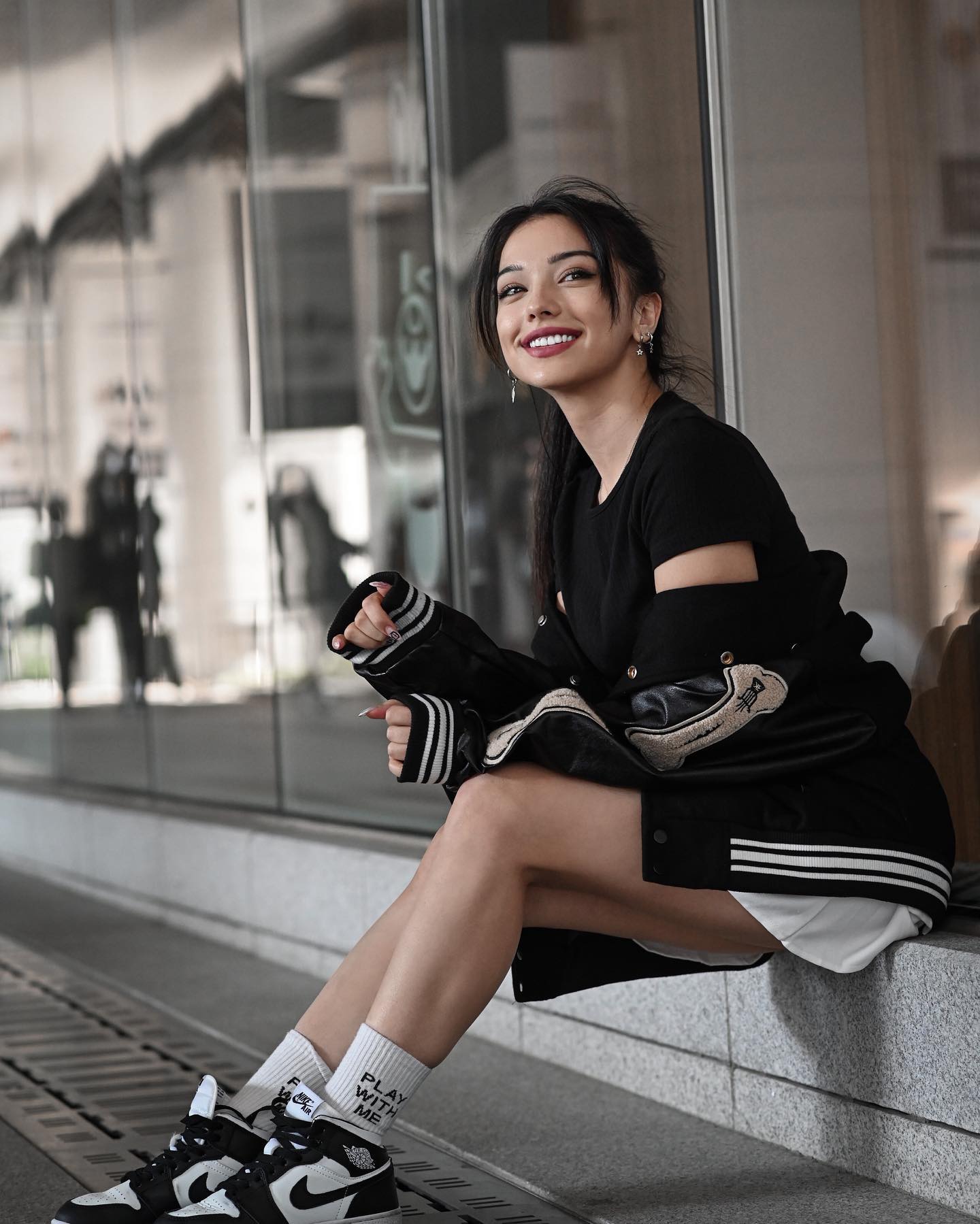 siyamore_ instagram image archive image