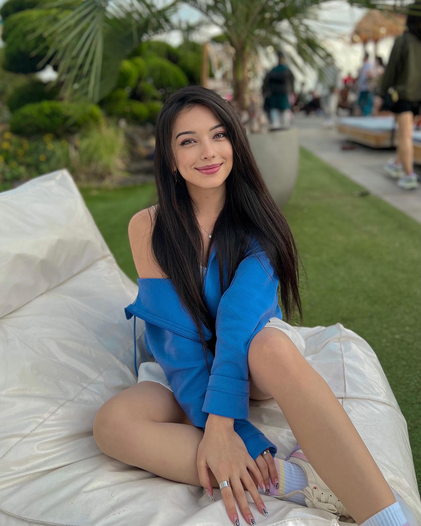 siyamore_ instagram image archive image