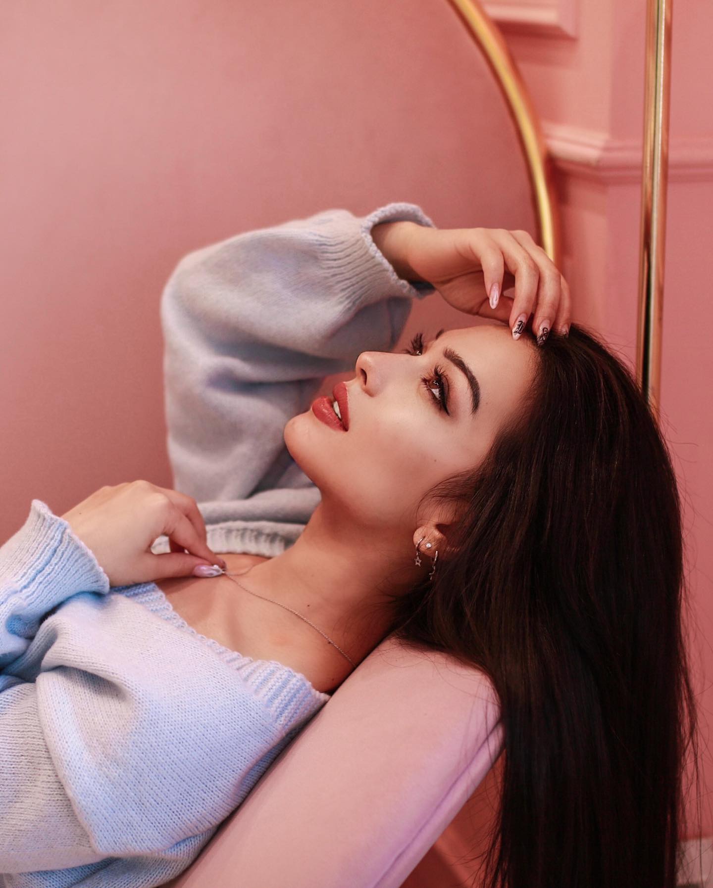 siyamore_ instagram image archive image