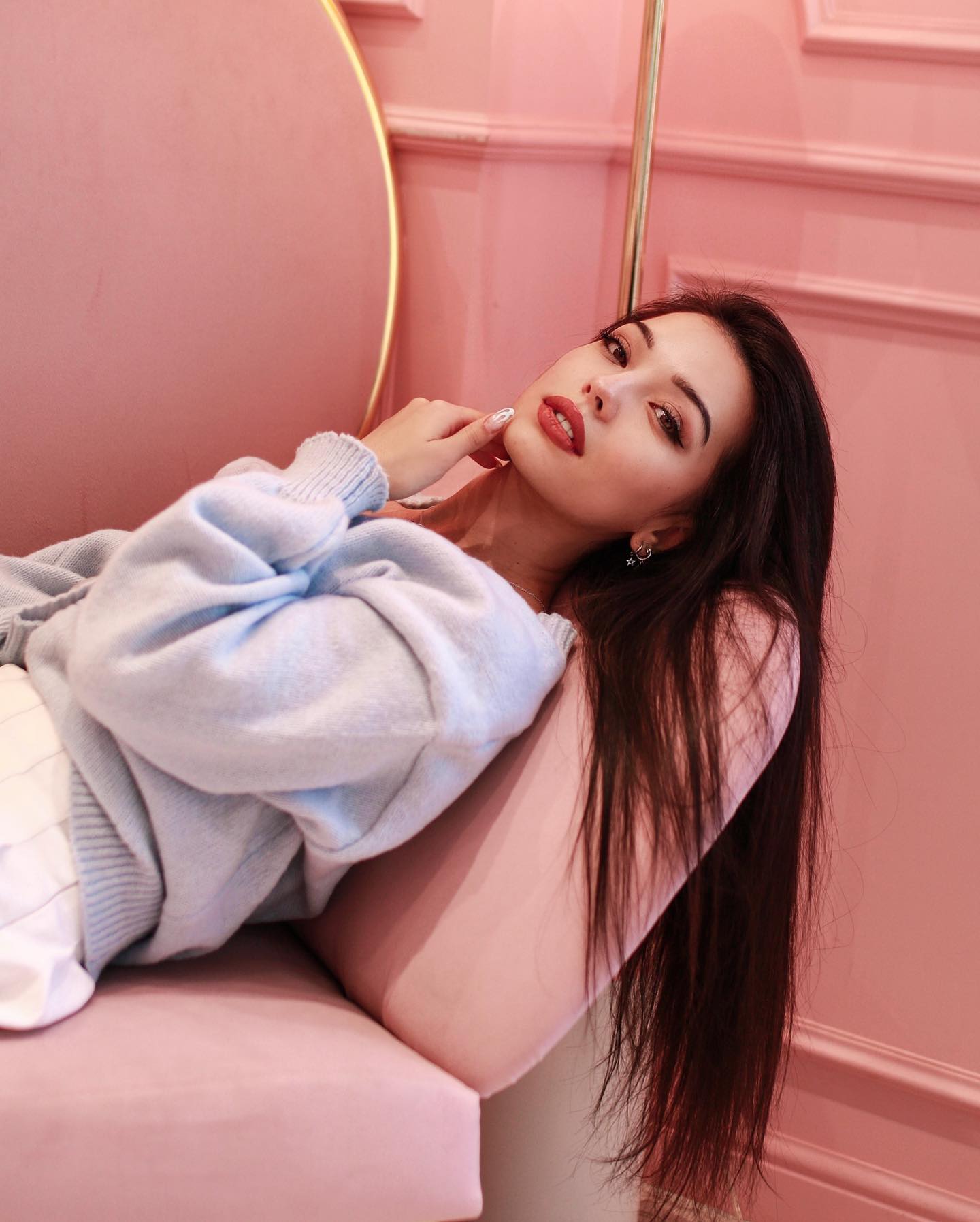 siyamore_ instagram image archive image