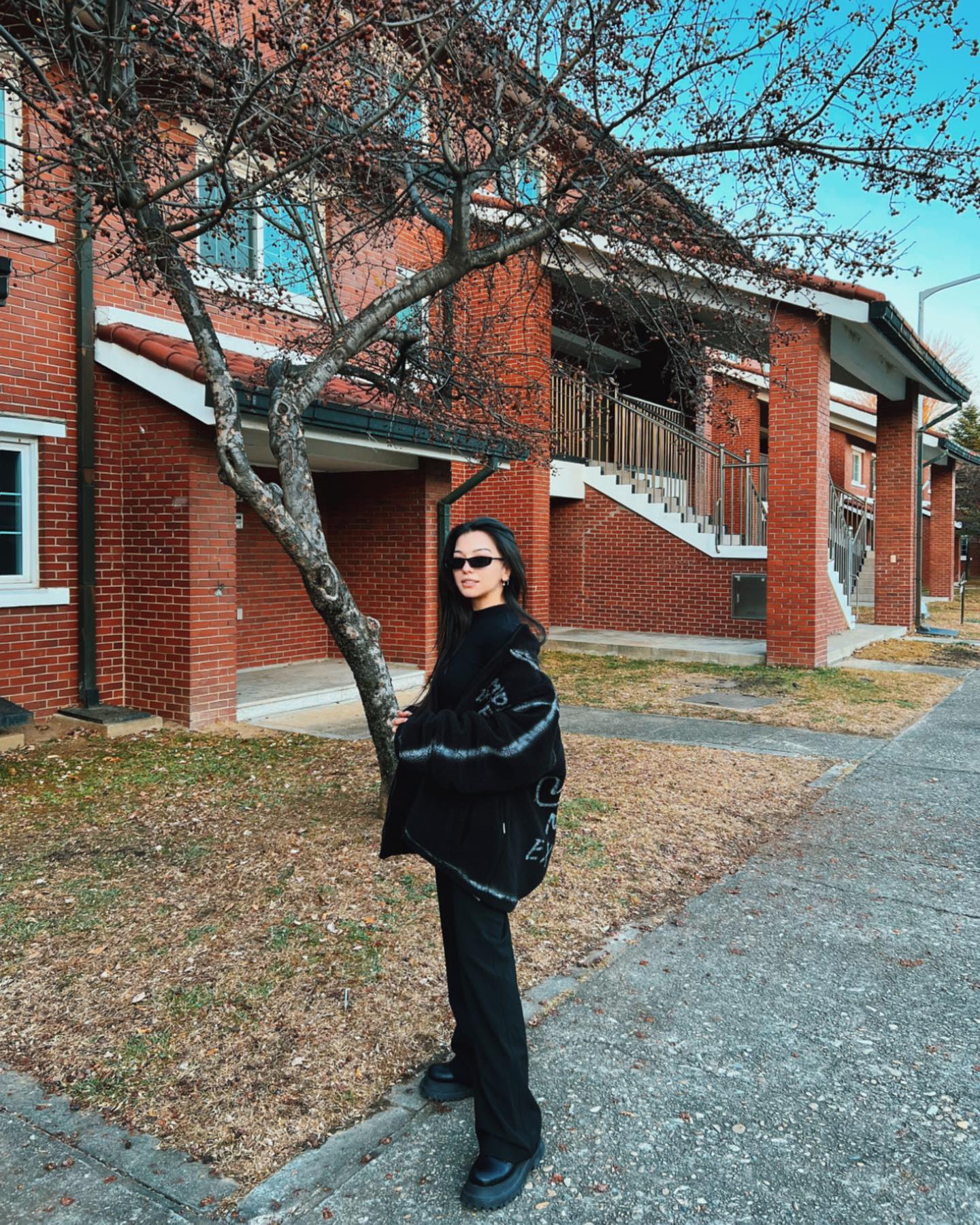 siyamore_ instagram image archive image