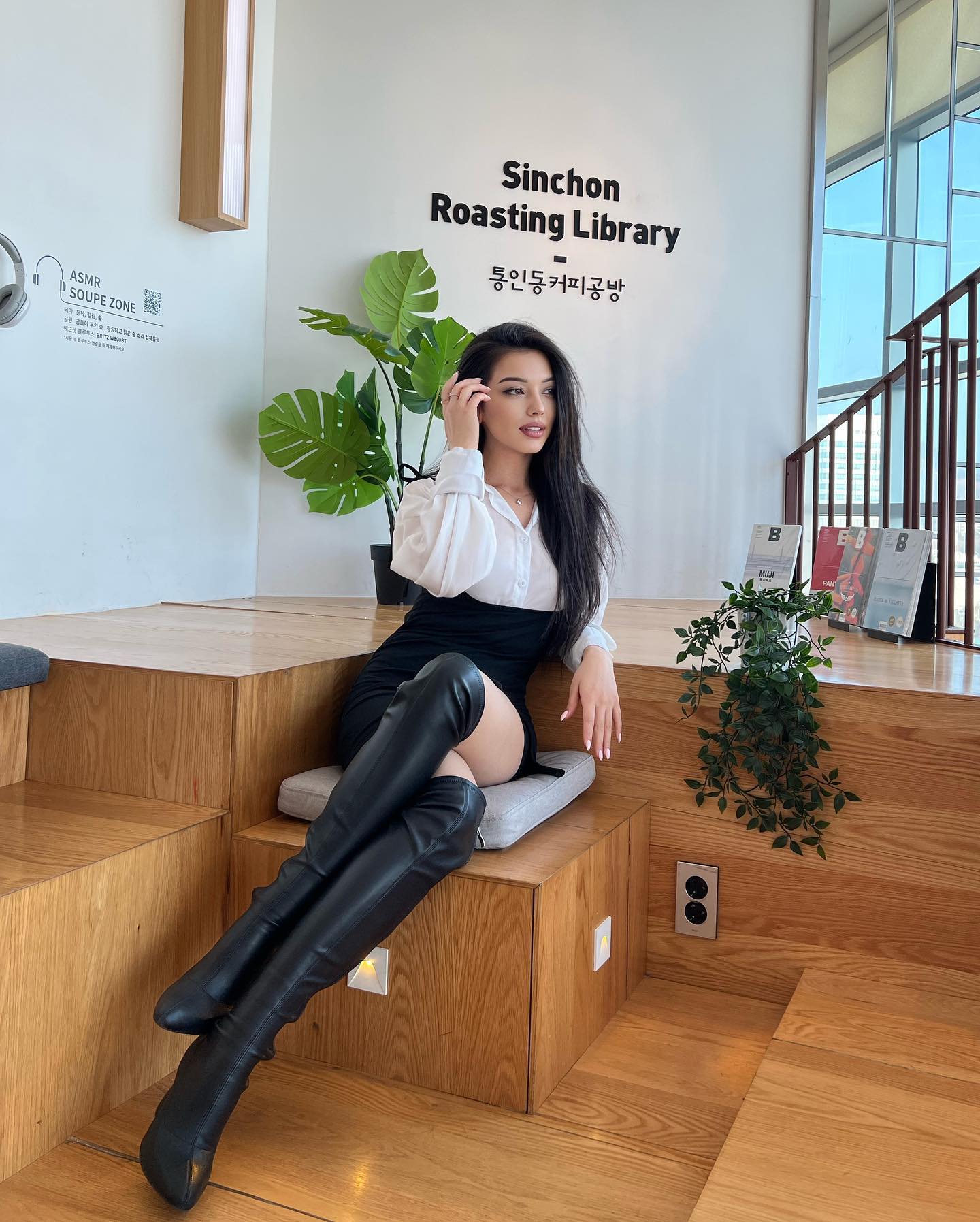 siyamore_ instagram image archive image